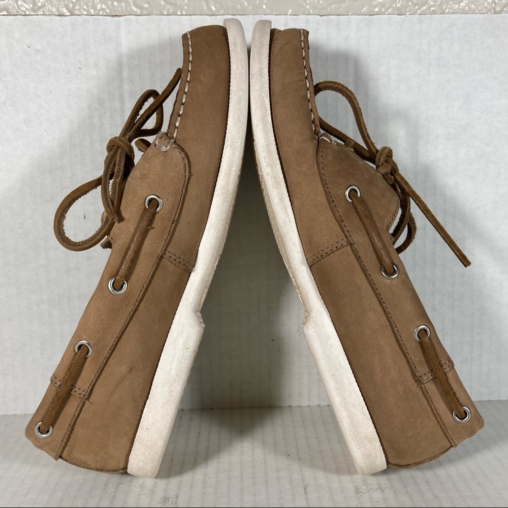 GH Bass Size 7.5 Womens Boat Shoes Tan Brown White Leather Casual Comfort Deck - Picture 4 of 8